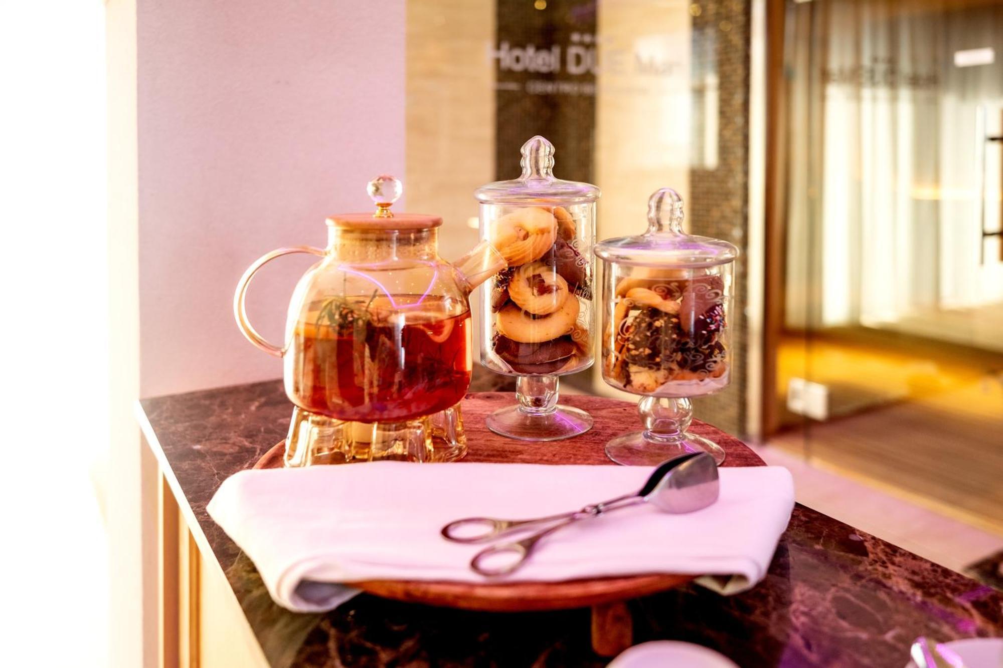Hotel Due Mari & Spa Ріміні Екстер'єр фото